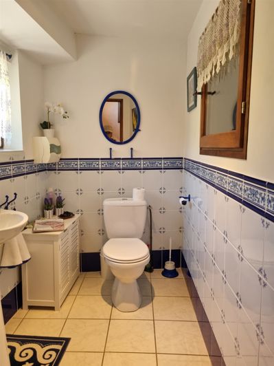 Image No.34-4 Bed House for sale