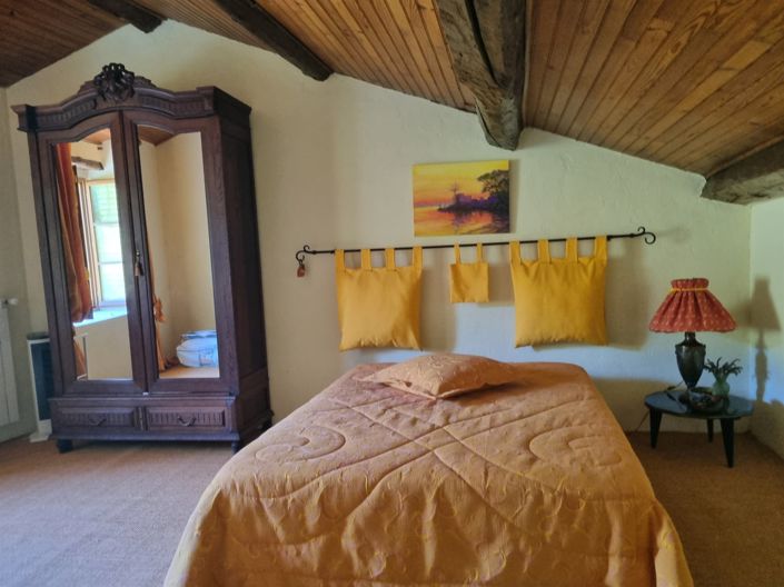 Image No.35-4 Bed House for sale