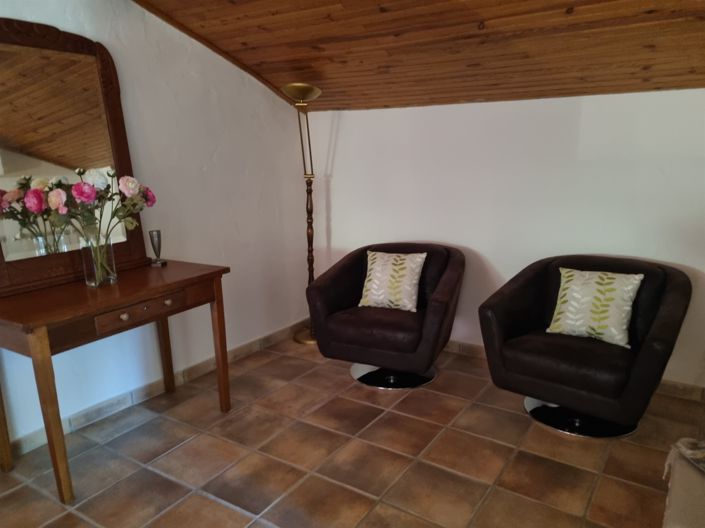 Image No.36-4 Bed House for sale