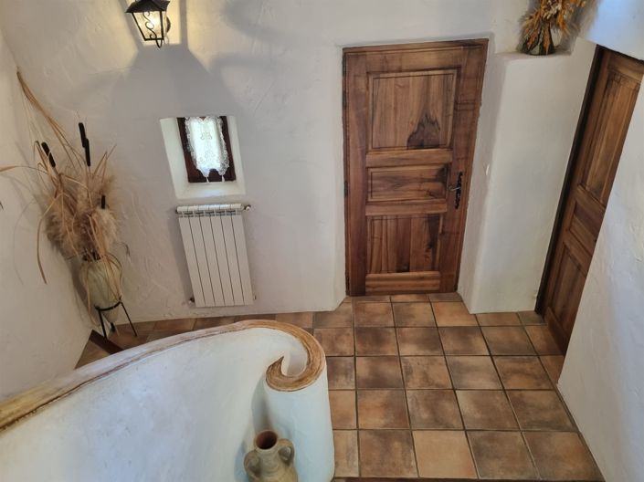 Image No.37-4 Bed House for sale