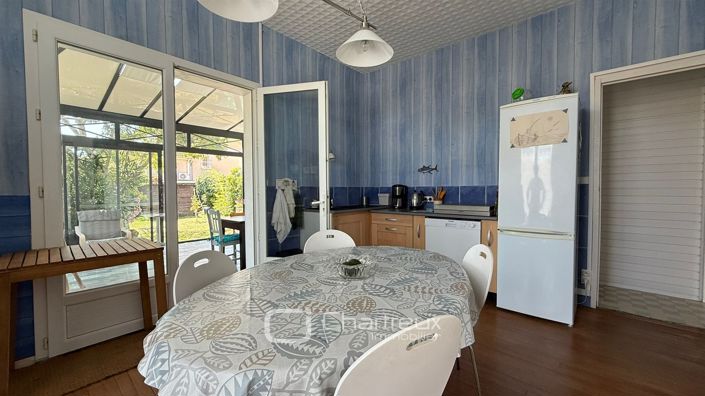 Image No.6-4 Bed House for sale