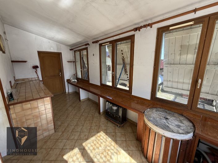 Image No.2-3 Bed House for sale