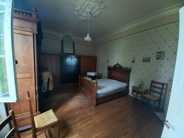 Image No.16-5 Bed House for sale