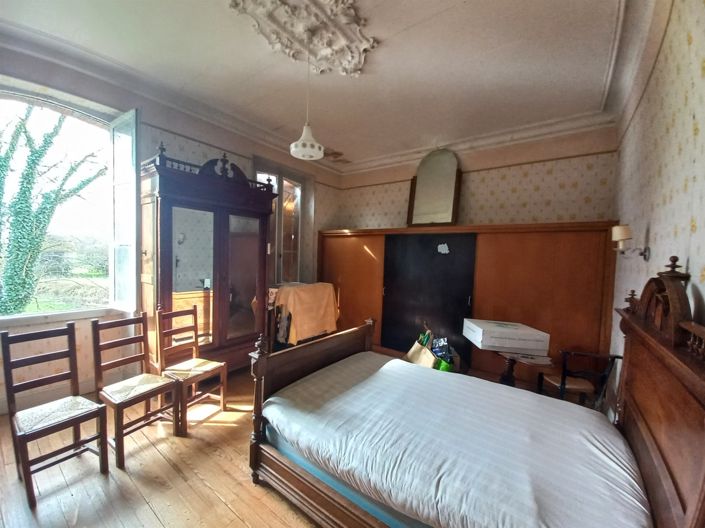 Image No.4-5 Bed House for sale