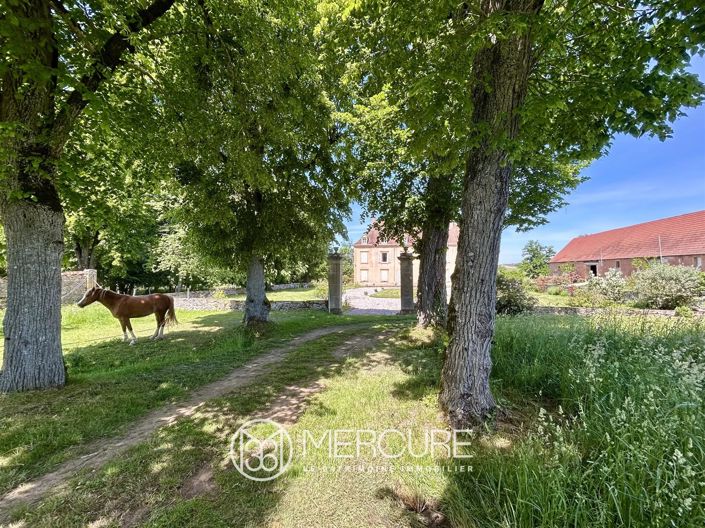 Image No.25-10 Bed Property for sale