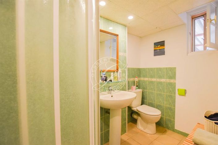 Image No.29-5 Bed House for sale