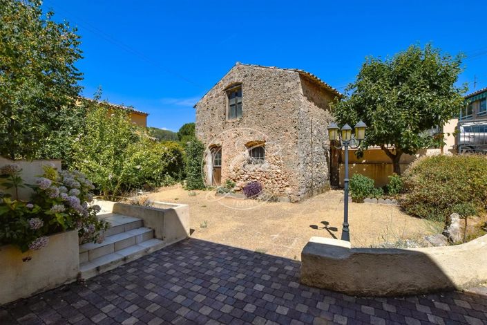 Image No.31-5 Bed House for sale