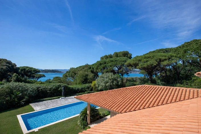 Image No.20-5 Bed House for sale