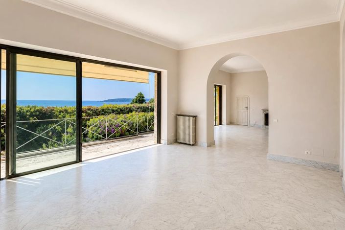 Image No.6-House for sale