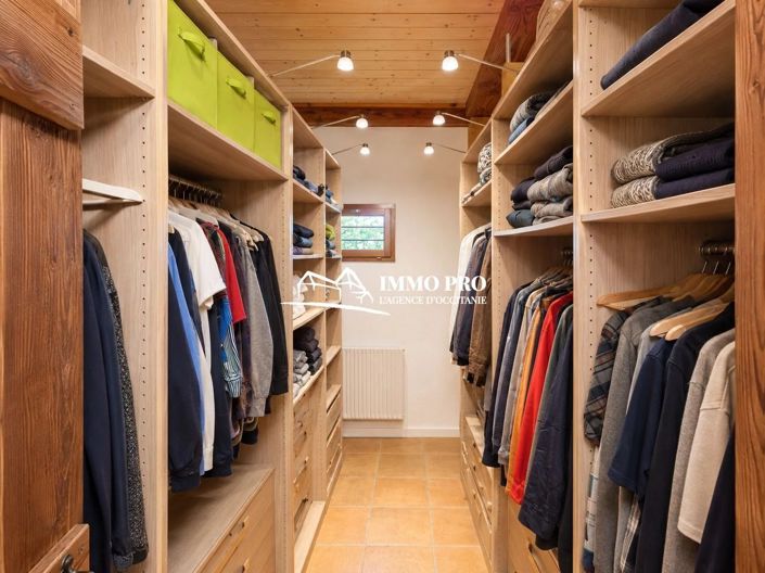 Image No.15-3 Bed House for sale