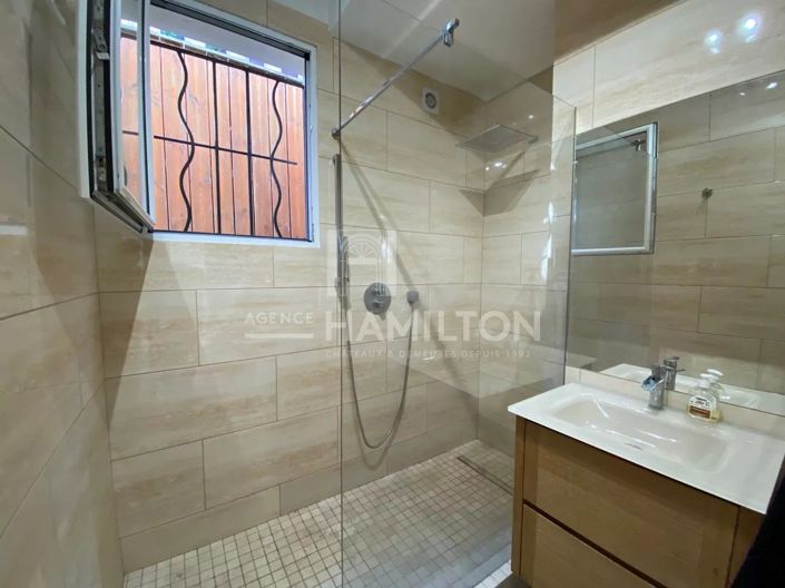 Image No.16-5 Bed House for sale