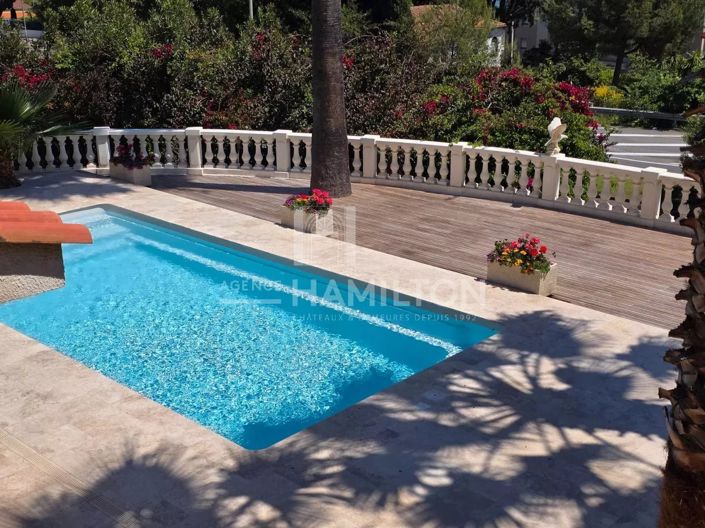 Image No.20-5 Bed House for sale