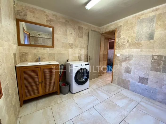 Image No.26-5 Bed House for sale