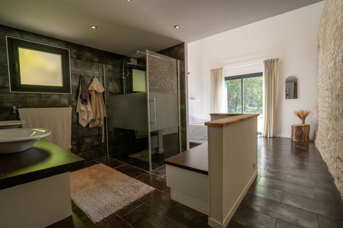 Image No.13-5 Bed House for sale