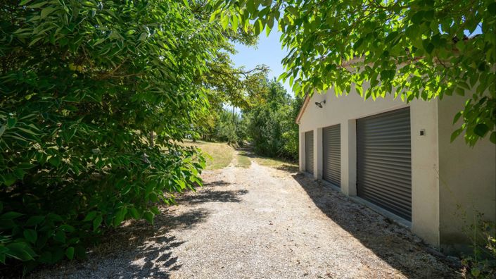 Image No.26-5 Bed House for sale