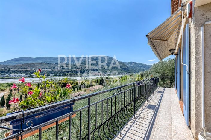 Image No.16-4 Bed House for sale