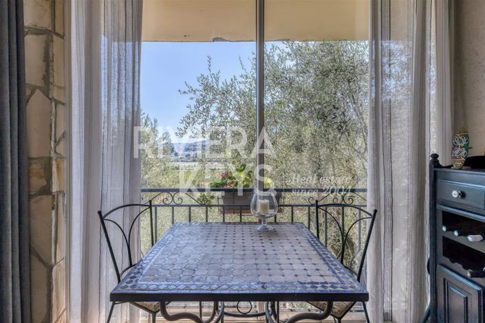 Image No.28-4 Bed House for sale