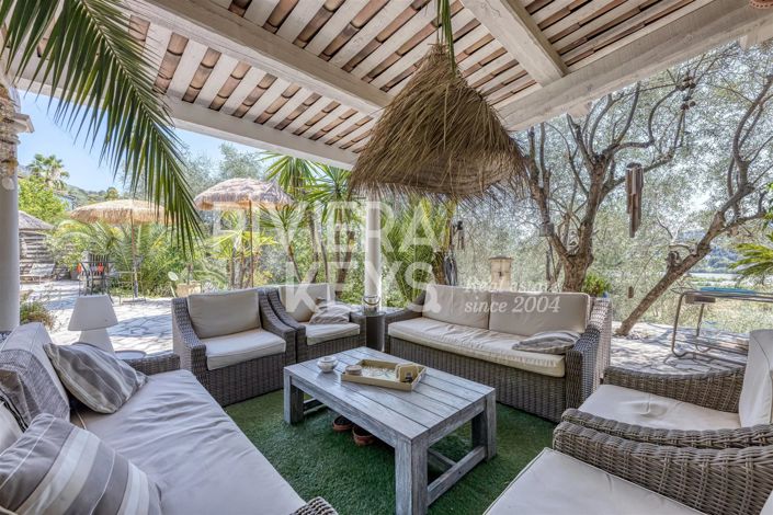 Image No.7-4 Bed House for sale