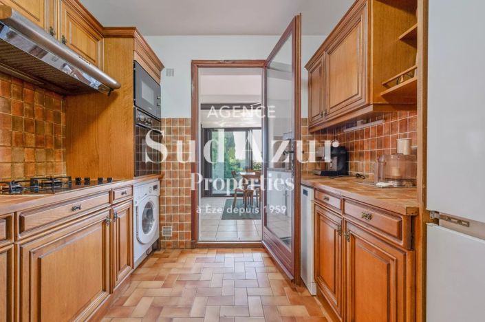 Image No.11-House for sale