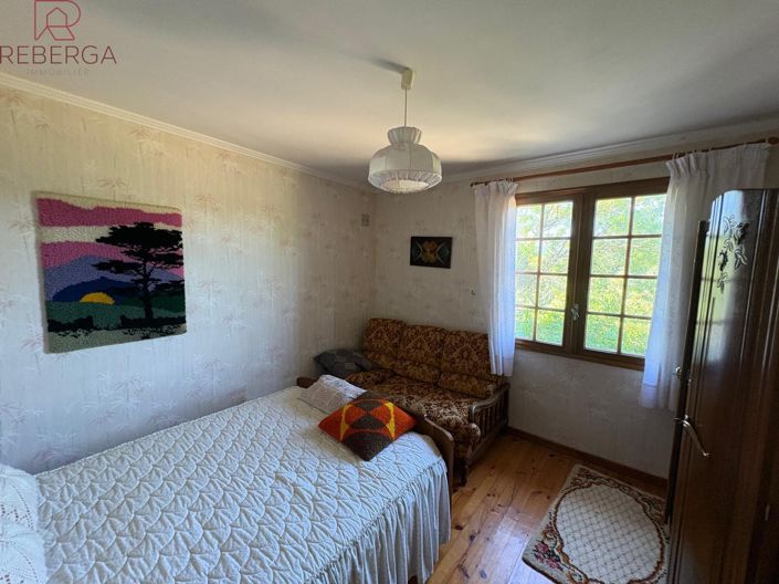 Image No.17-3 Bed House for sale
