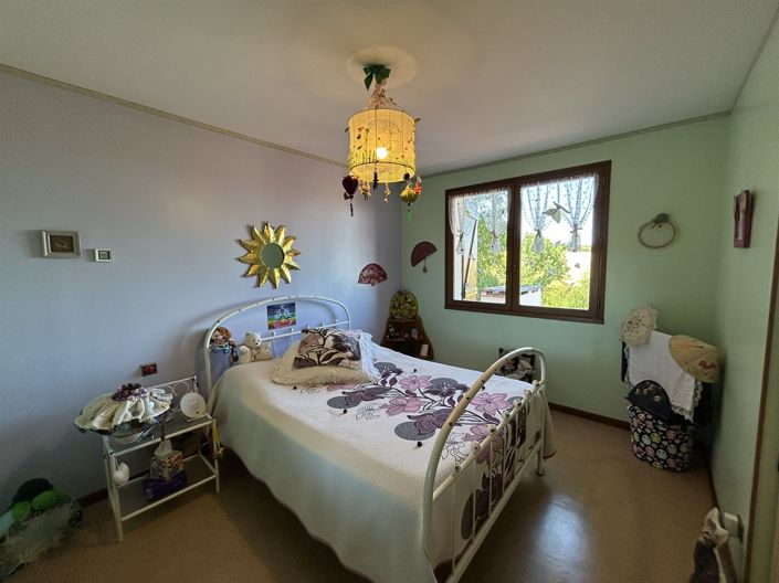 Image No.11-3 Bed House for sale