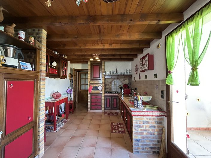 Image No.8-3 Bed House for sale