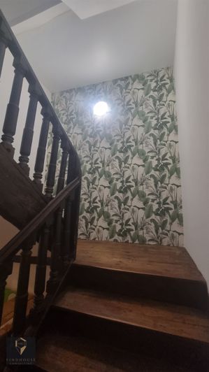 Image No.8-2 Bed House for sale