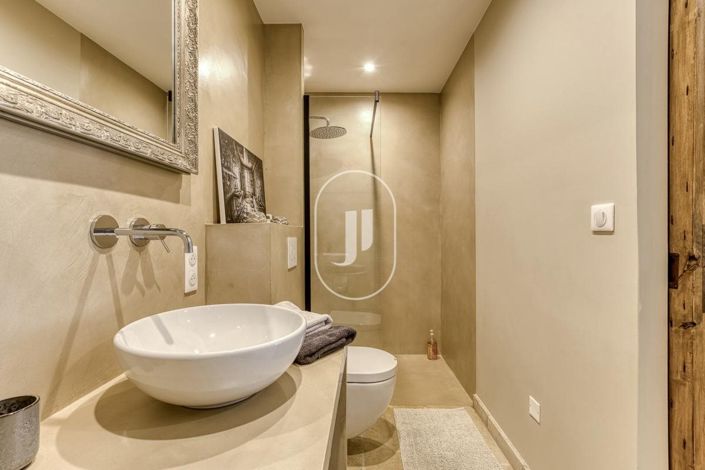 Image No.10-4 Bed House for sale