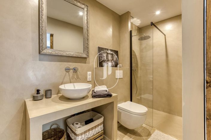 Image No.14-4 Bed House for sale