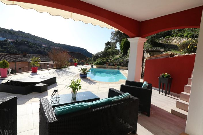 Image No.3-4 Bed House for sale
