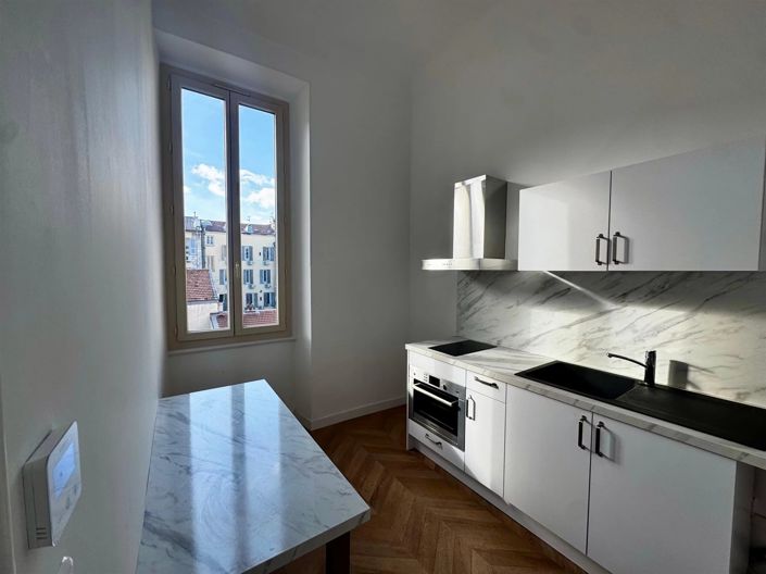 Image No.6-4 Bed Apartment for sale