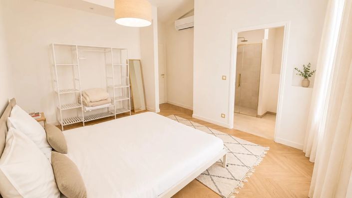 Image No.16-2 Bed Apartment for sale