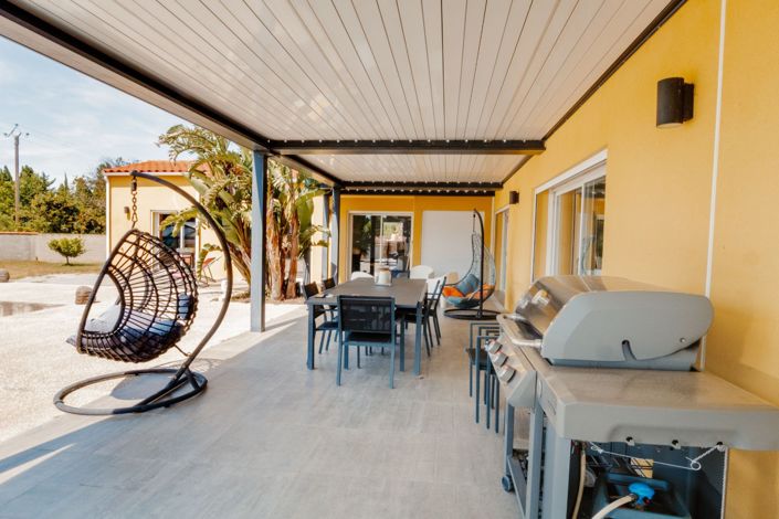 Image No.17-6 Bed House for sale