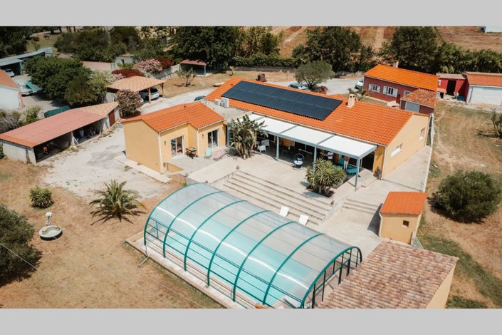 Image No.9-6 Bed House for sale