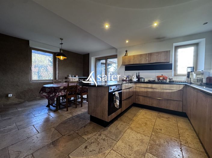 Image No.5-3 Bed House for sale