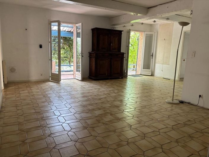 Image No.4-3 Bed House for sale