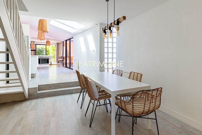 Image No.5-3 Bed House for sale