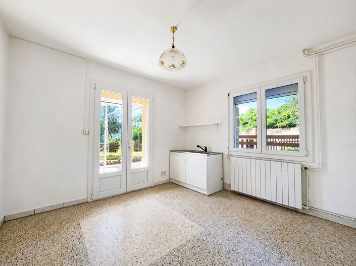 Image No.7-3 Bed House for sale