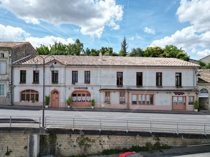 Image No.2-6 Bed House for sale