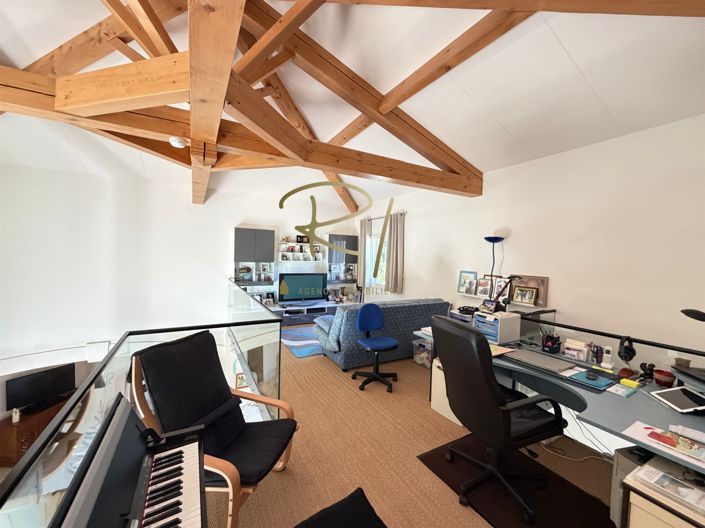 Image No.7-3 Bed House for sale