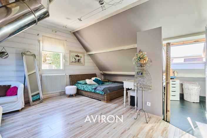 Image No.16-4 Bed House for sale