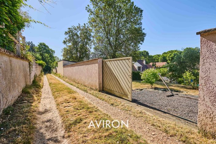 Image No.20-4 Bed House for sale