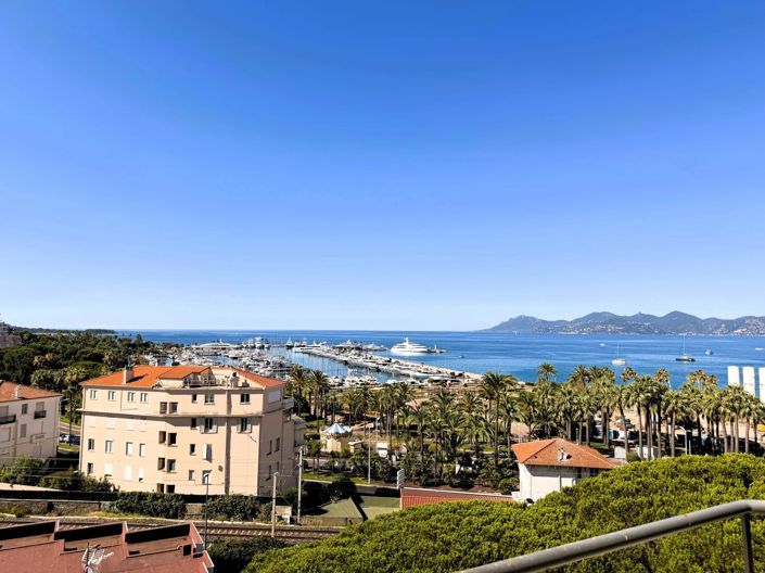 Image No.3-Appartement de 2 chambres à vendre à Cannes