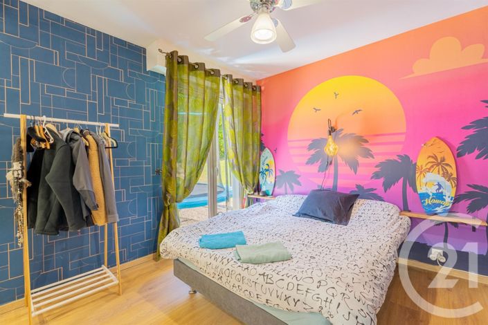 Image No.11-5 Bed House for sale