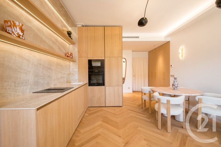 Image No.8-3 Bed Apartment for sale