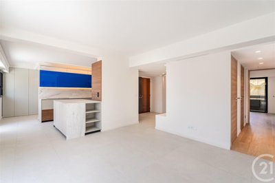 apt4a31aiuk9qy736