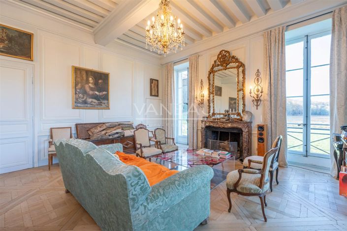 Image No.15-17 Bed House for sale