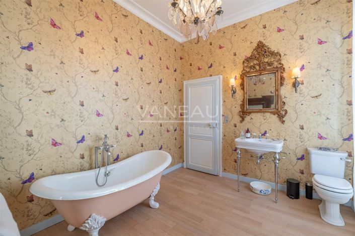 Image No.17-17 Bed House for sale