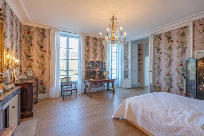 Image No.18-17 Bed House for sale