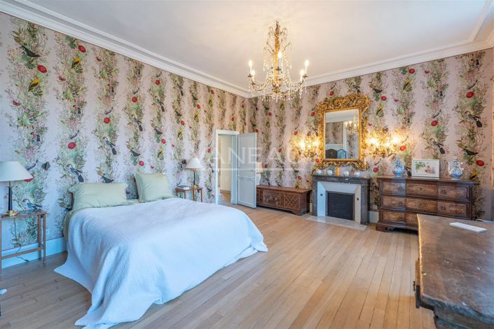 Image No.19-17 Bed House for sale